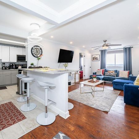21Floor-Renovated 2Br,1Bath King And Queen Bed And Parking 애틀랜타 외부 사진