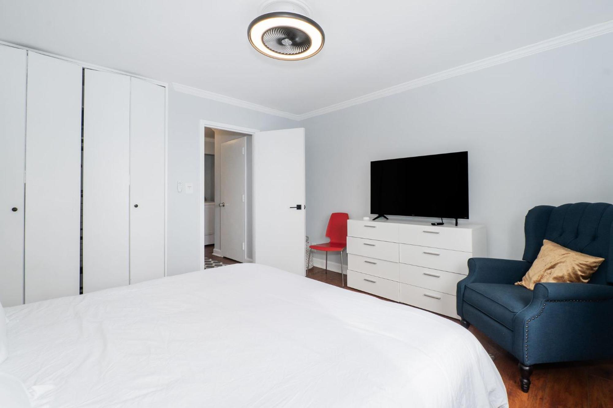 21Floor-Renovated 2Br,1Bath King And Queen Bed And Parking 애틀랜타 외부 사진